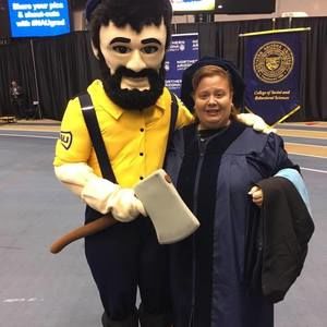 Meet your Posher, Paula